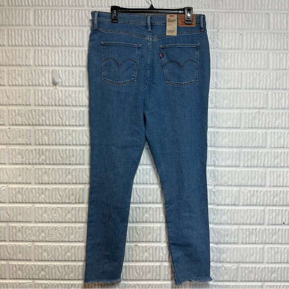 Levi’s 721 High Rise Skinny Jeans – Ripped Raw Hem (NWT) - Picture 4 of 13